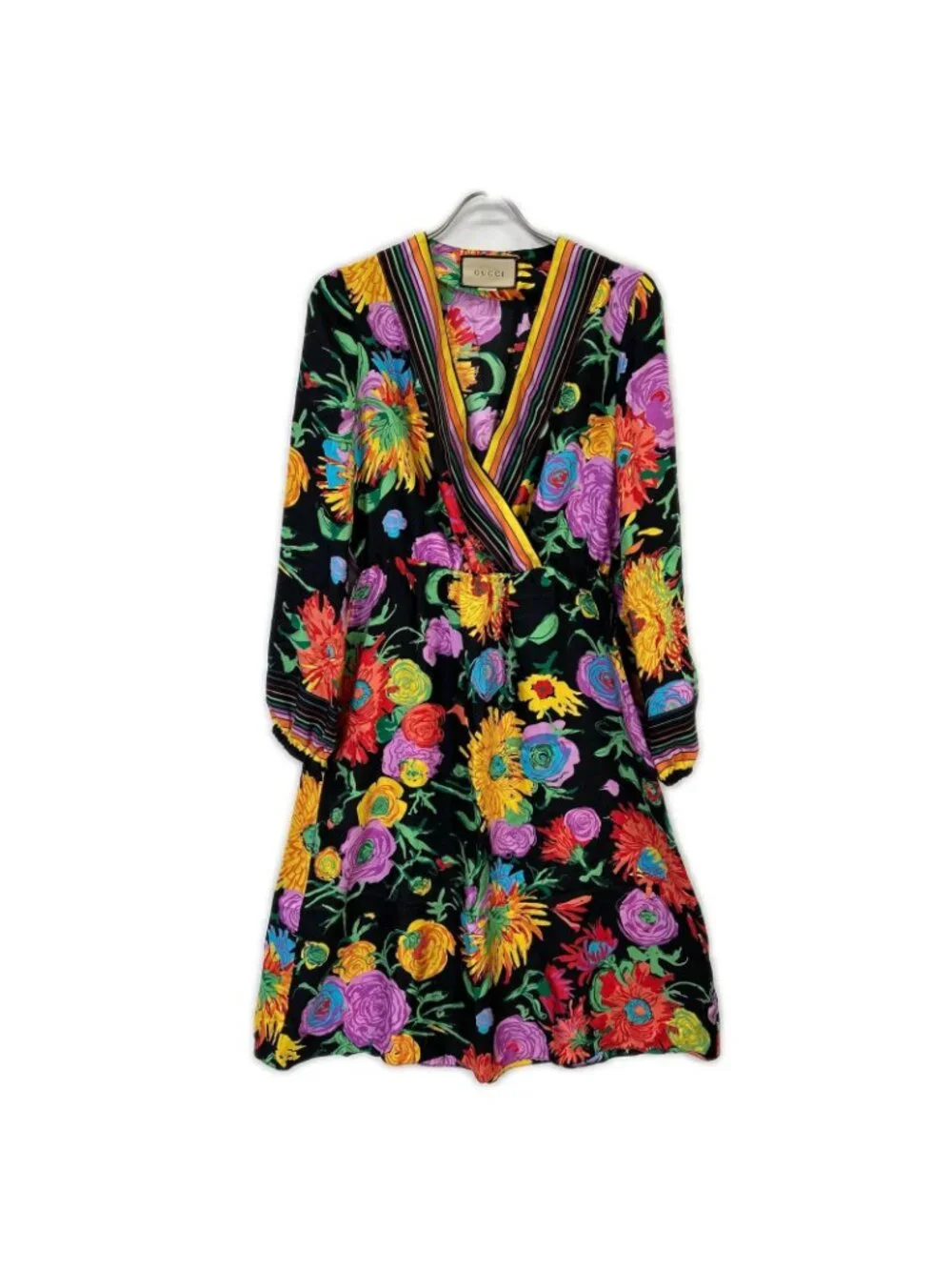Gucci Xkenscott Shawl with Floral 38 Scarf